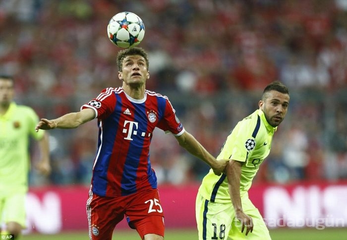 Neymar, Bayern Münih'in hayallerini çöpe attı!