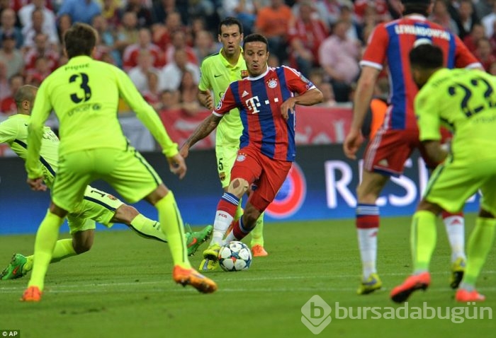 Neymar, Bayern Münih'in hayallerini çöpe attı!