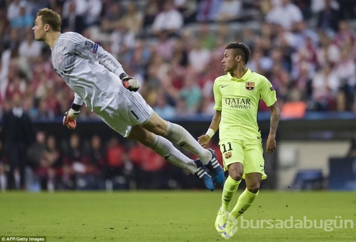 Neymar, Bayern Münih'in hayallerini çöpe attı!
