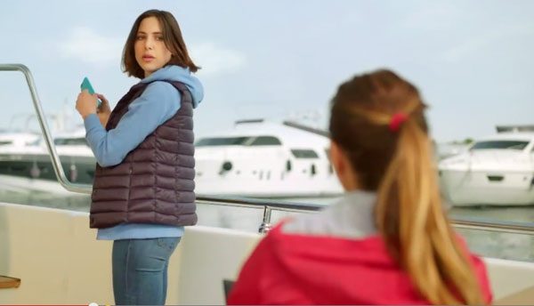 Reklamlardan servet kazandılar

