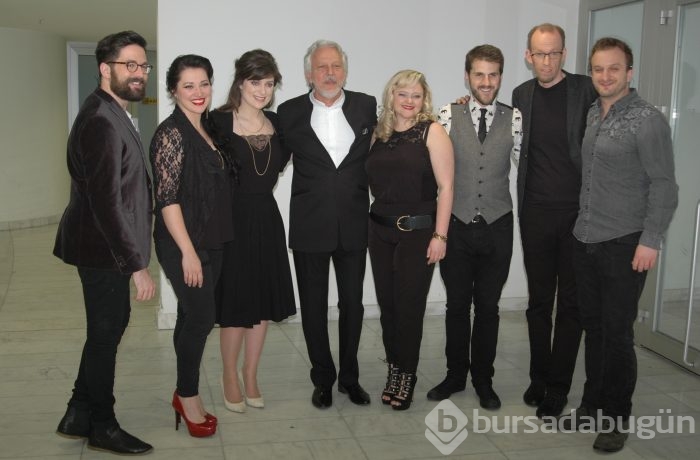 Dünyaca ünlü The Swingle Singers kulakların pasını sildi...