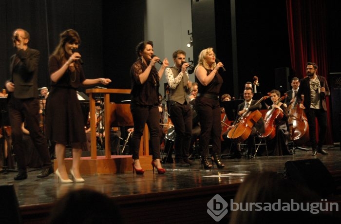 Dünyaca ünlü The Swingle Singers kulakların pasını sildi...