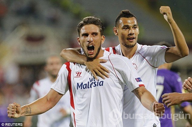 Sevilla güle oynaya finalde!