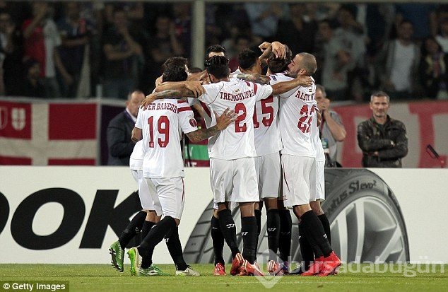 Sevilla güle oynaya finalde!