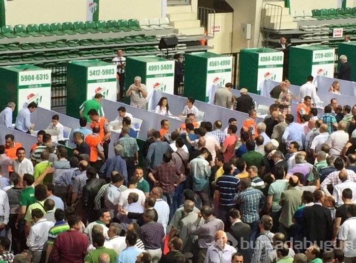 Bursaspor kongresinde büyük heyecan yaşandı!