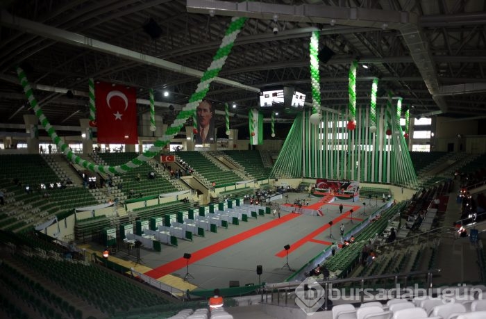 Bursaspor kongresinde büyük heyecan yaşandı!