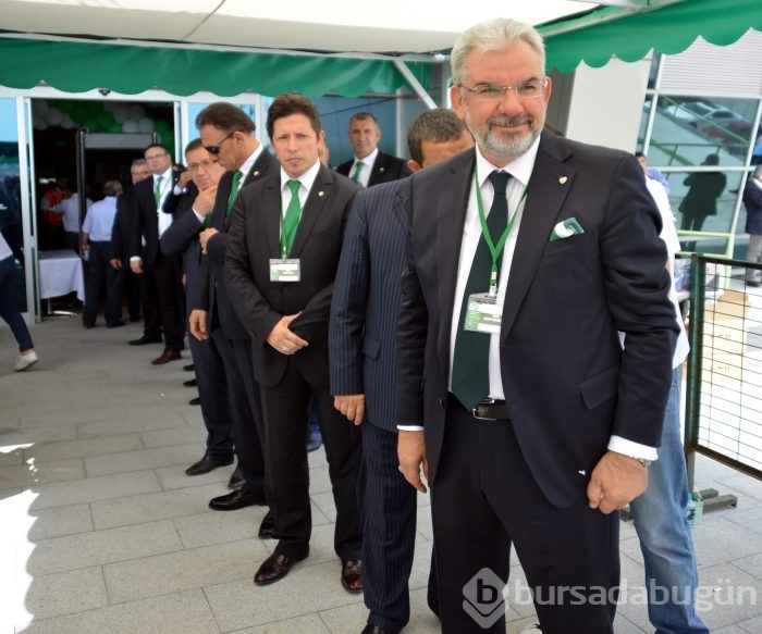 Bursaspor kongresinde büyük heyecan yaşandı!