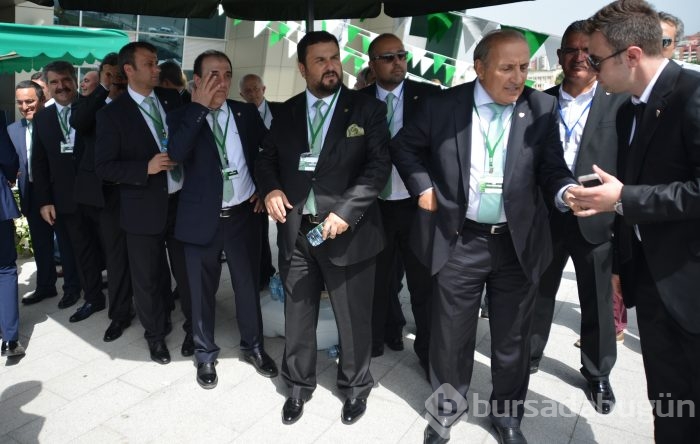 Bursaspor kongresinde büyük heyecan yaşandı!