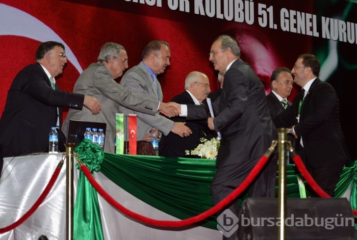 Bursaspor kongresinde büyük heyecan yaşandı!
