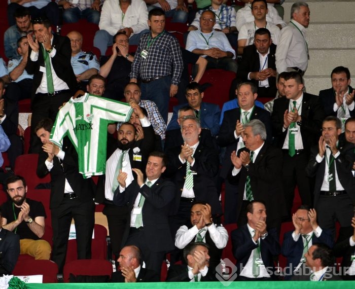 Bursaspor kongresinde büyük heyecan yaşandı!