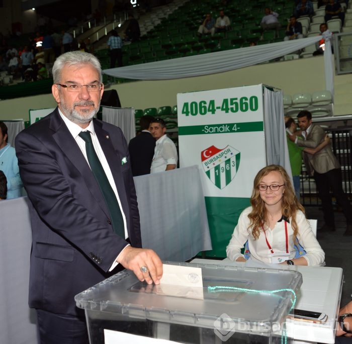 Bursaspor kongresinde büyük heyecan yaşandı!