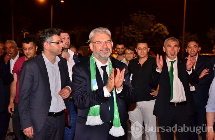 Bu hafta sonu Bursalılar gecelere aktı....