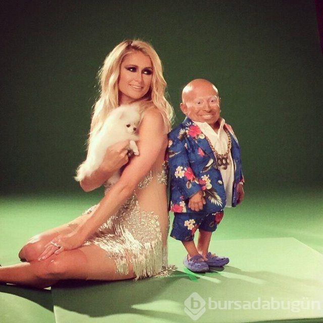 Paris Hilton'dan seksi klip