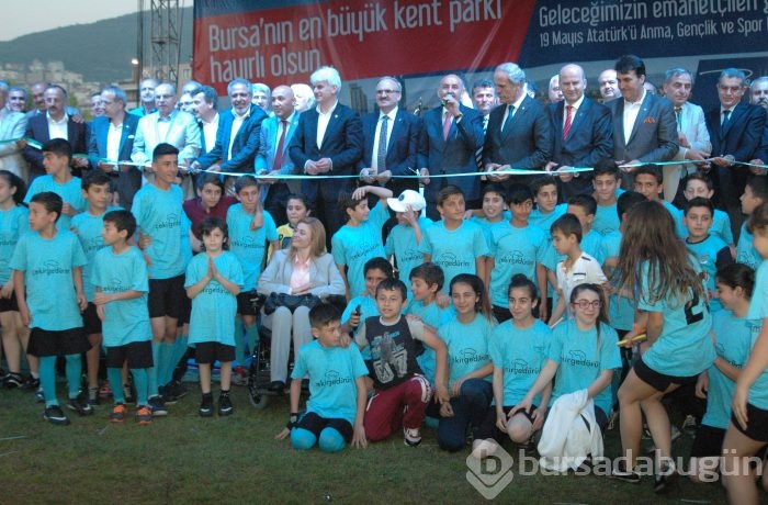 Hüdavendigar parkı'na şenlik havasında açılış...
