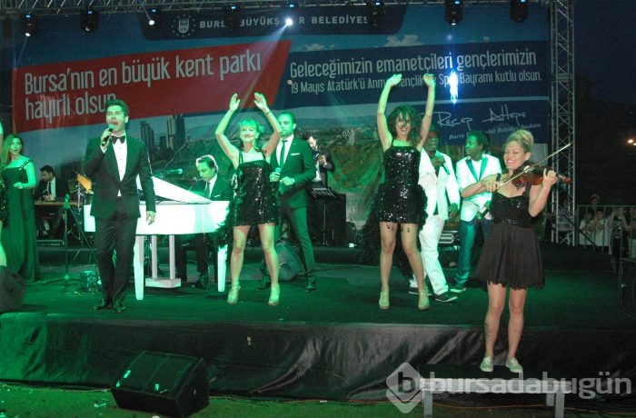 Hüdavendigar parkı'na şenlik havasında açılış...