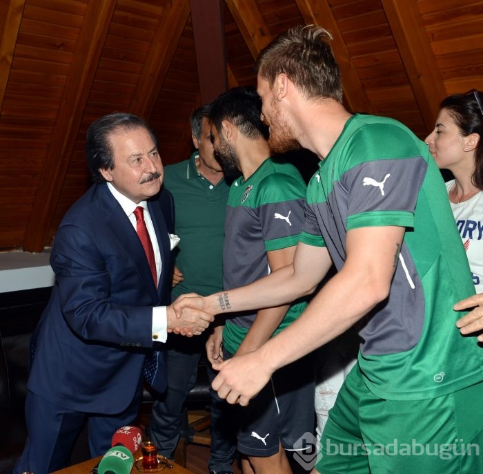 Cavit Çağlar'dan Bursaspor'a destek!
