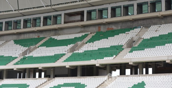 Timsah Arena'nın alttan ısıtma sistemi de tamam