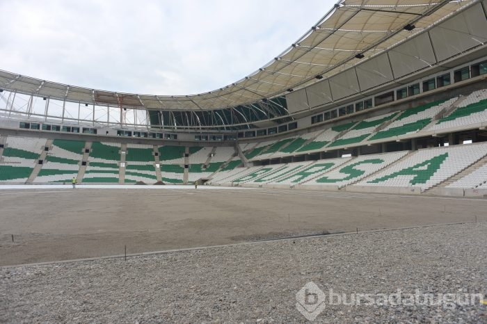 Timsah Arena'nın alttan ısıtma sistemi de tamam