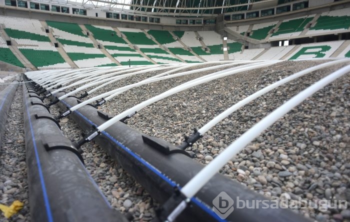 Timsah Arena'nın alttan ısıtma sistemi de tamam
