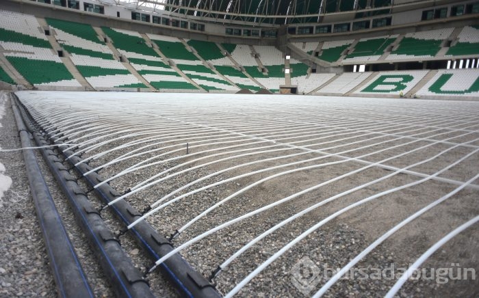Timsah Arena'nın alttan ısıtma sistemi de tamam