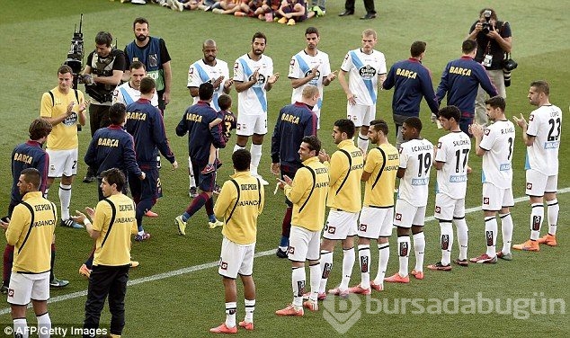 Xavi gözyaşları içinde Barça'ya veda etti!