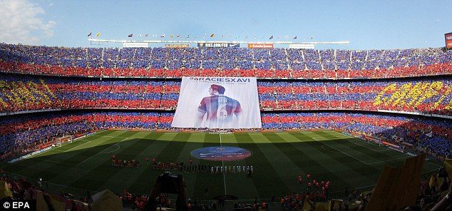 Xavi gözyaşları içinde Barça'ya veda etti!