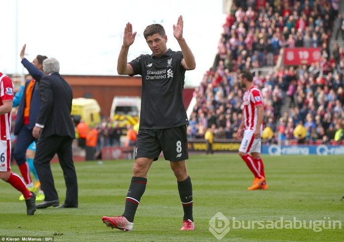 Stoke City Liverpool'u dağıttı!