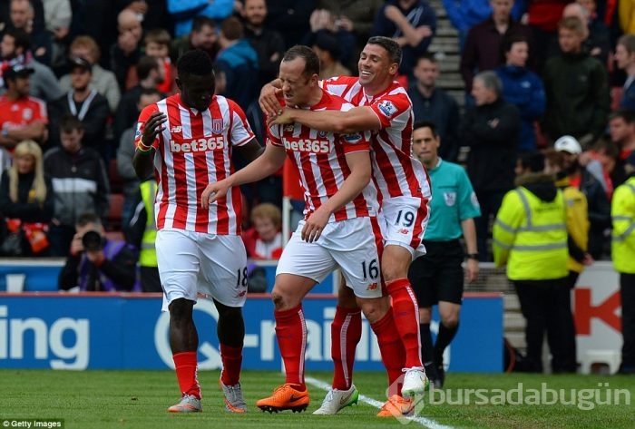 Stoke City Liverpool'u dağıttı!