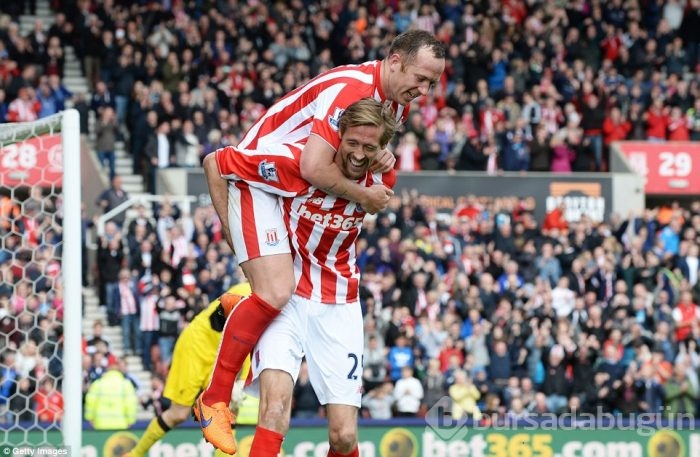 Stoke City Liverpool'u dağıttı!