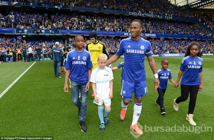 Chelsea kupasına kavuştu,Drogba veda etti!