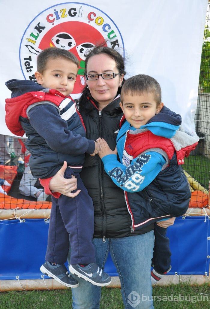 İlk Çizgi'li anneler ve çocukları  şenlikte buluştu...