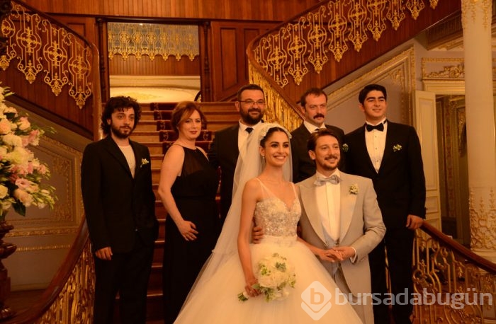Yıldızları buluşturan düğün
