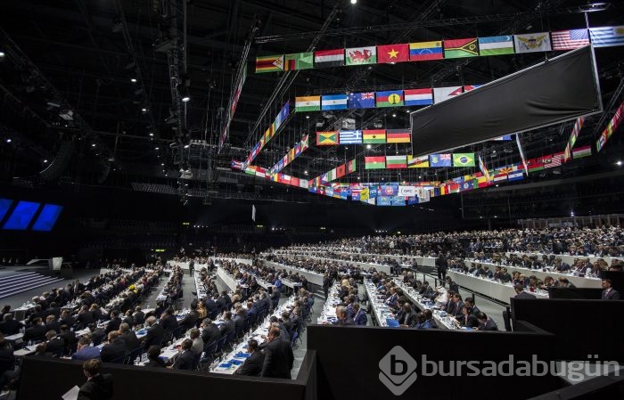 FIFA Kongresi'nde bomba alarmı!