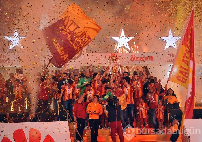 Galatasaray şampiyonluk kupasına kavuştu!