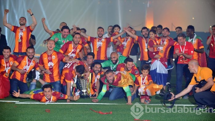 Galatasaray şampiyonluk kupasına kavuştu!