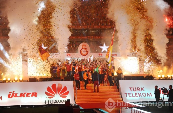 Galatasaray şampiyonluk kupasına kavuştu!