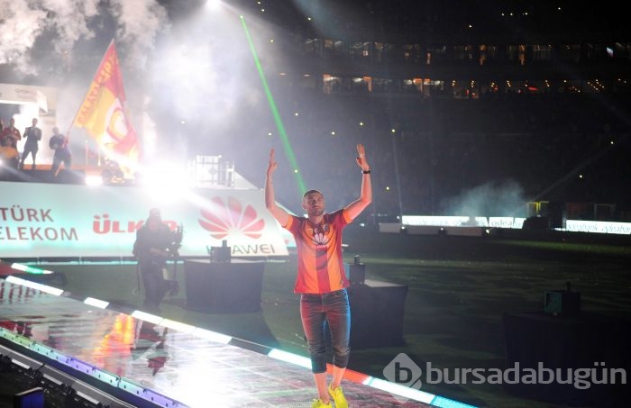 Galatasaray şampiyonluk kupasına kavuştu!