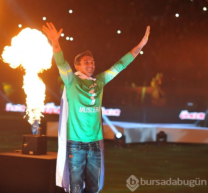 Galatasaray şampiyonluk kupasına kavuştu!