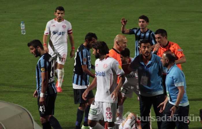 Adana'da maç sonu ortalık savaş alanına döndü!