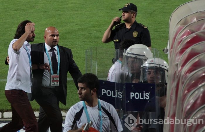 Adana'da maç sonu ortalık savaş alanına döndü!
