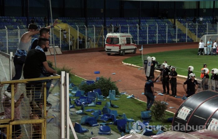 Adana'da maç sonu ortalık savaş alanına döndü!
