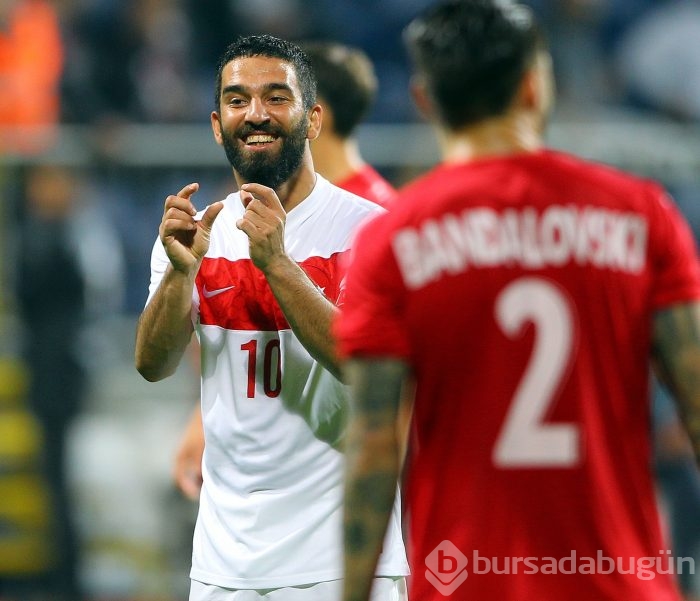 Milliler komşuya acımadı! 