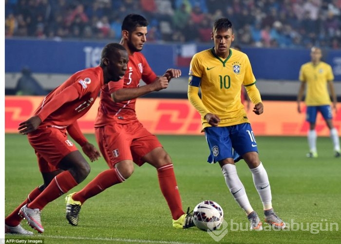 Neymar Brezilya'yı ipten aldı!
