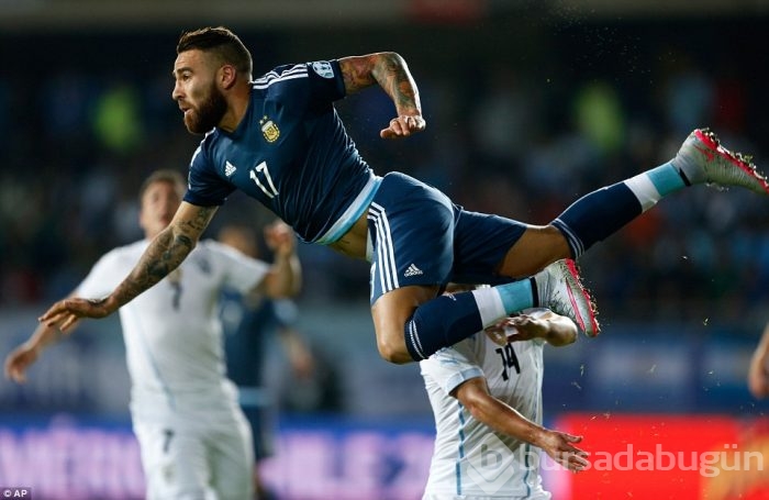Sergio Aguero Uruguay'ı yıktı!