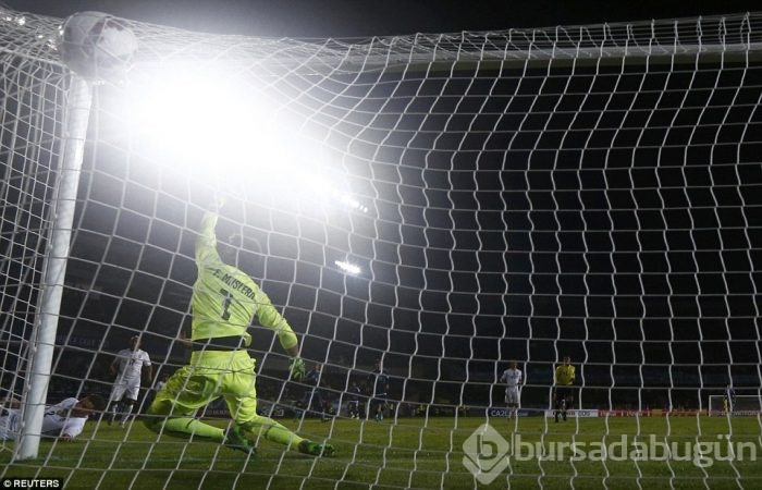 Sergio Aguero Uruguay'ı yıktı!