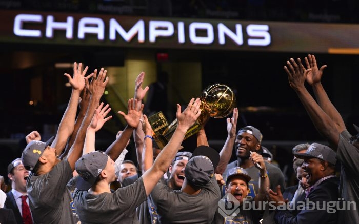 NBA'de şampiyon Golden State Warriors!