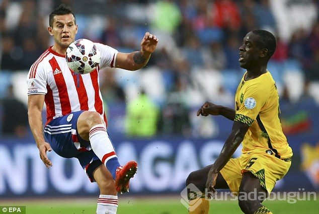 Paraguay Jamaika'ya sürpriz şansı tanımadı!