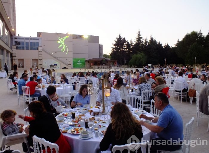 Holİday Inn Otel, Bursa'nin iş dünyasini ağirladi...