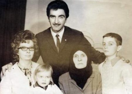 Ünlülerin aile albümü