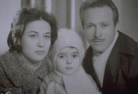 Ünlülerin aile albümü
